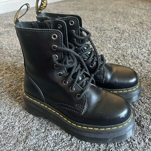 Doc Marten Jadon Boots